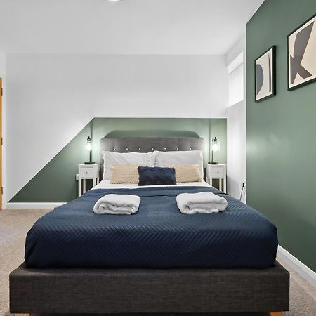 Corinium Lodge - Town Centre Apartment Cirencester Kültér fotó