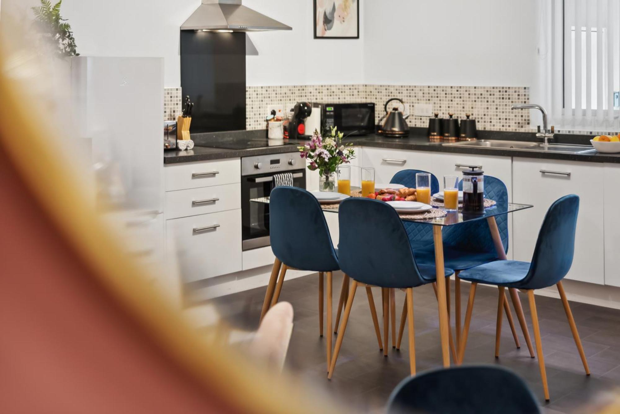 Corinium Lodge - Town Centre Apartment Cirencester Kültér fotó